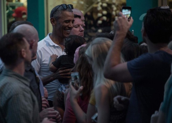 Así pasaron el fin de semana navideño Obama y Trump