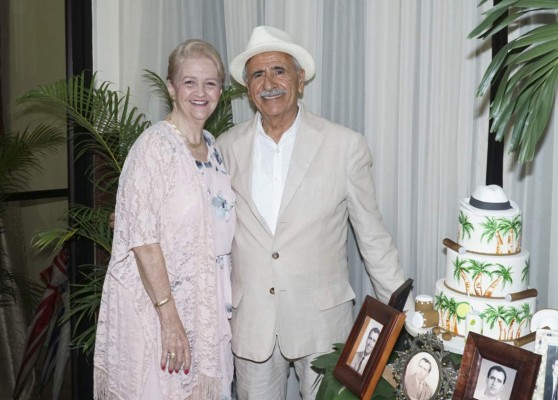 Fiesta de cumpleaños para Fouad Faraj