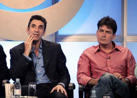Charlie Sheen amenaza al creador de la serie 'Two and a Half Men'
