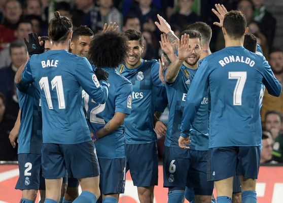 El Real Madrid vence al Betis en una locura de partido