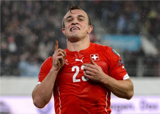 Suiza golea a Lituania y se mete a la pelea por clasificar