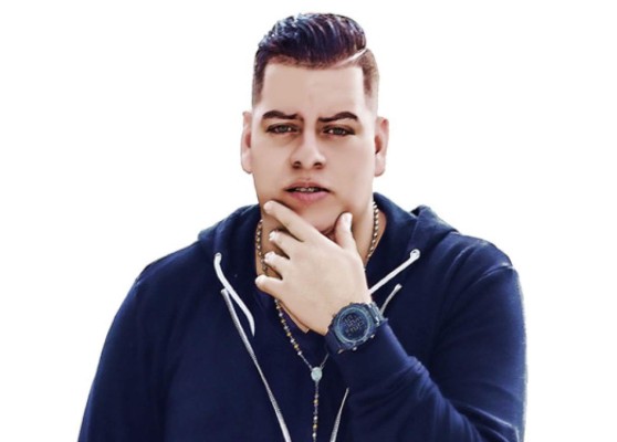 Cesarec contagia su alegría con una 'Fiesta en la playa”