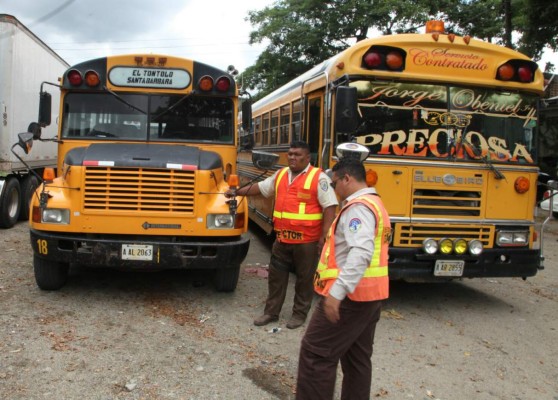 Decomisan buses por abuso en el cobro del pasaje