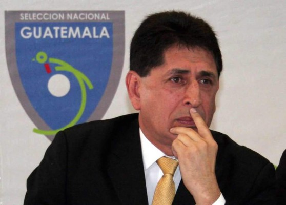 Autoridades guatemaltecas allanan casa del presidente de su Federación