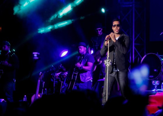 Romeo Santos flechó a las sampedranas