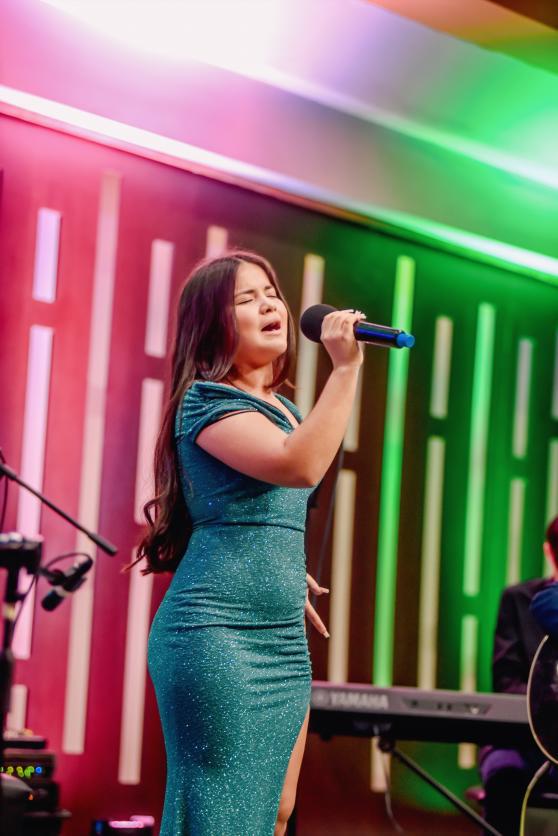 Mejorar la capacidad pulmonar, de vocalización, entre otras técnicas son propias de una academia artística.