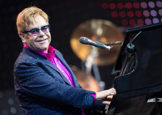 Elton John anuncia su última gira y su retiro definitivo de los escenarios para el 2021