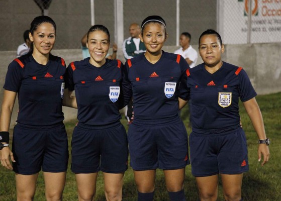Terna femenina en el Honduras Progreso - Olimpia