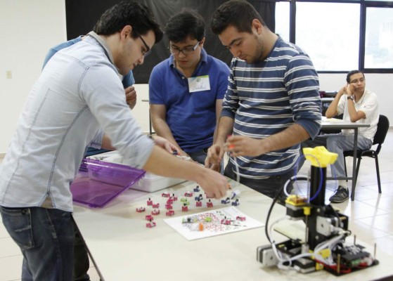 Universidades privadas impulsan carreras relacionadas con la energía