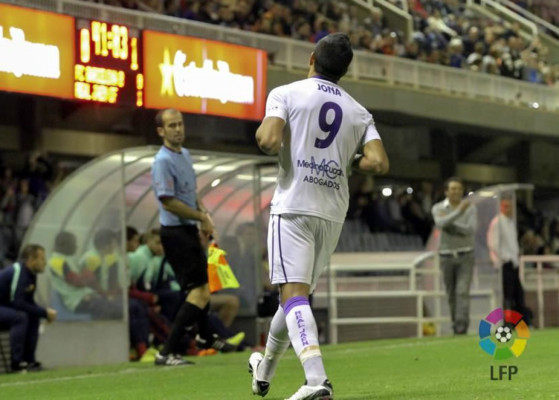 Jonathan Mejía sigue con su racha goleadora y le marca al Barça B
