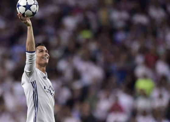 El jugador al que Cristiano Ronaldo le regaló su balón del hat-trick