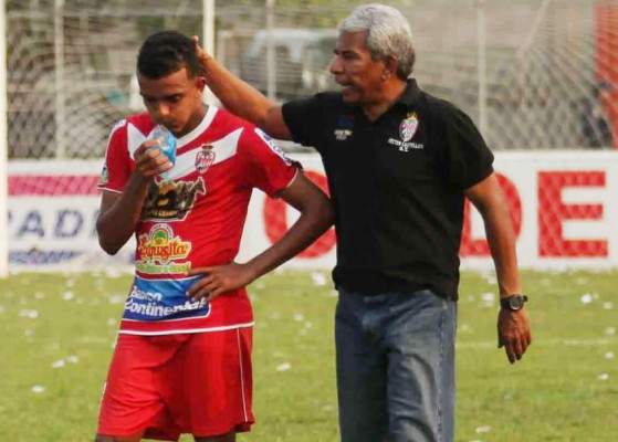 Héctor Castellón: 'Estoy dolido por la eliminación'