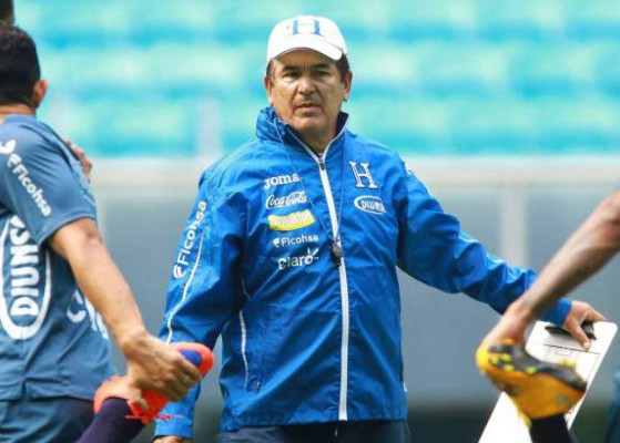 Jorge Luis Pinto confía en poder dirigir ante Panamá y Trinidad y Tobago