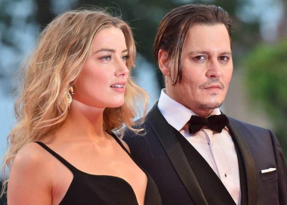 Johnny Depp acusa a Amber Heard de mentir sobre donación