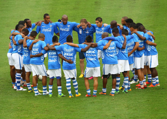 Honduras, consciente de que no debe fallar contra Panamá