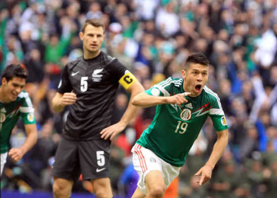 México golea a Nueva Zelanda y pone un pie en el Mundial de Brasil