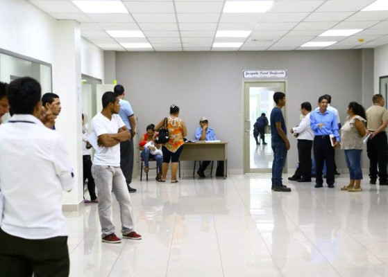 Fiscalía pide 20 años de prisión y pago de 83 salarios contra extorsionador