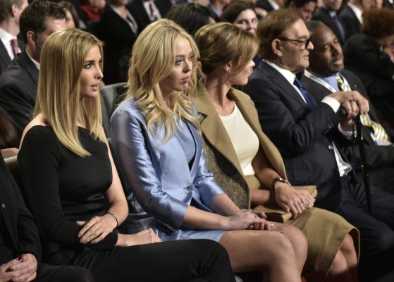 Trump desenmascara a Clinton en migración