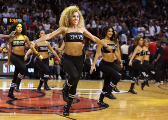 Miller Lite trae las porristas del Miami Heat Dancers a San Pedro Sula