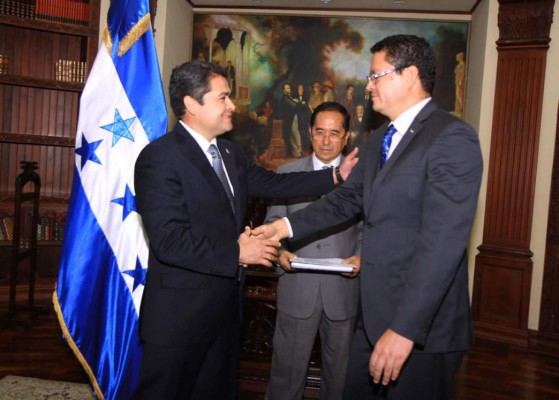 Honduras: Tambores de guerra suenan en Educación