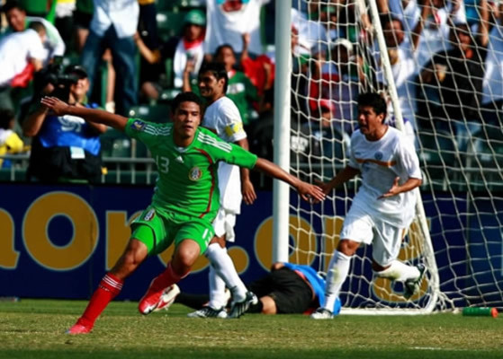 Tri gana sin convencer