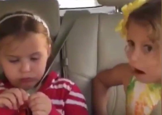 Video de niñas hablando de Dios enternece en redes