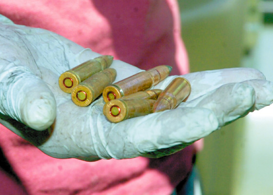 Hallan autos sospechosos