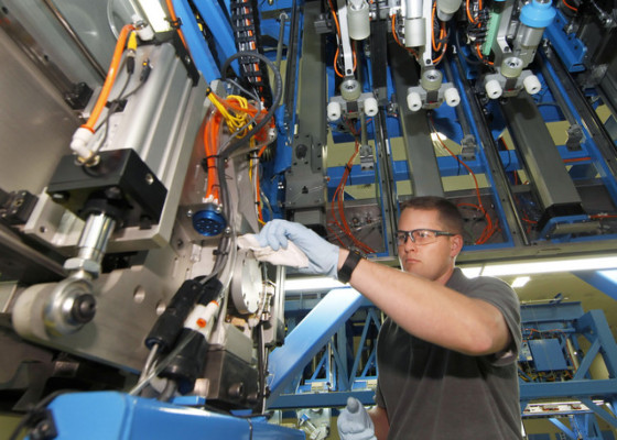 Manufactura de Estados Unidos muestra crecimiento