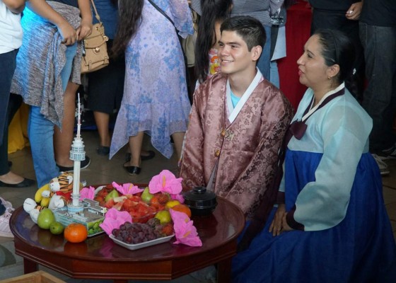 Jóvenes hondureños crean club para promover la cultura de Corea del Sur