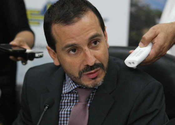 En L20,000 millones se reducirá contratación de deuda externa