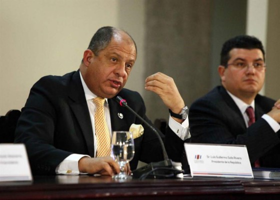 Costa Rica avanza a la fecundación in vitro