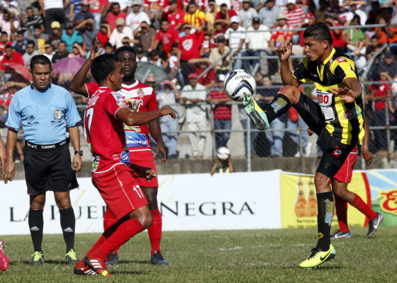 Esta Real Sociedad no cree en nadie y sigue liderando en Honduras