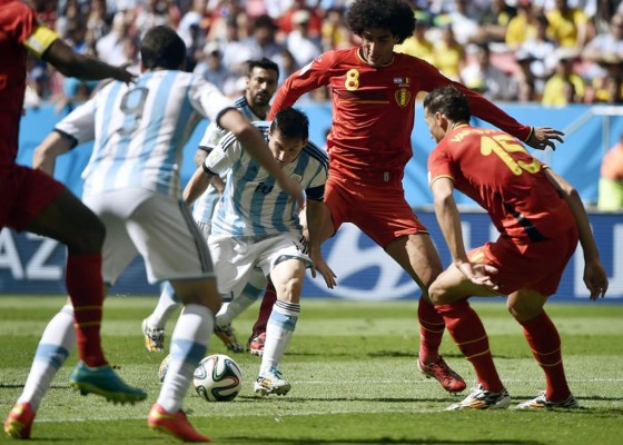 Argentina rompe maldición y pasa a semifinales tras 24 años