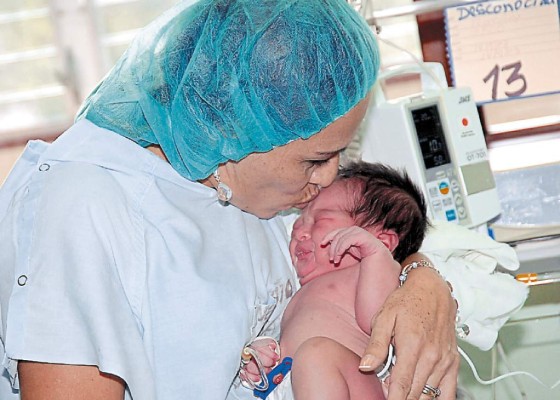 Otra recién nacida es abandonada