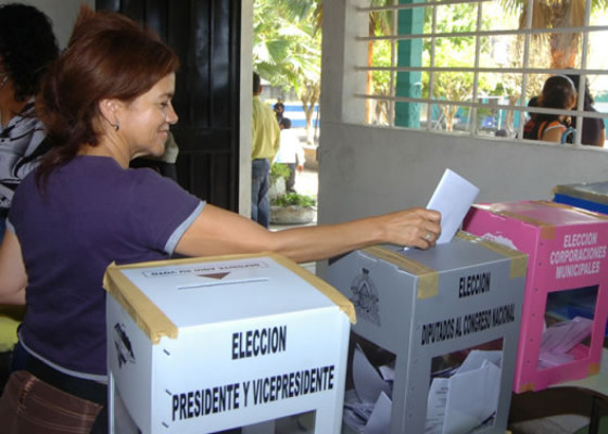 Honduras: Fiscal en contra de la cuarta urna