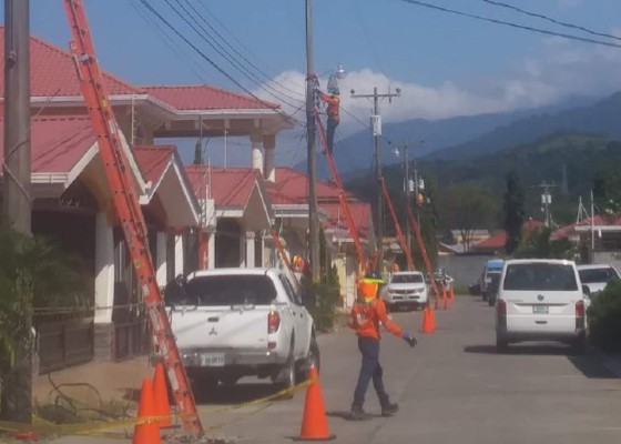 EEH anuncia que próxima semana llegará a varias colonias con atención integral