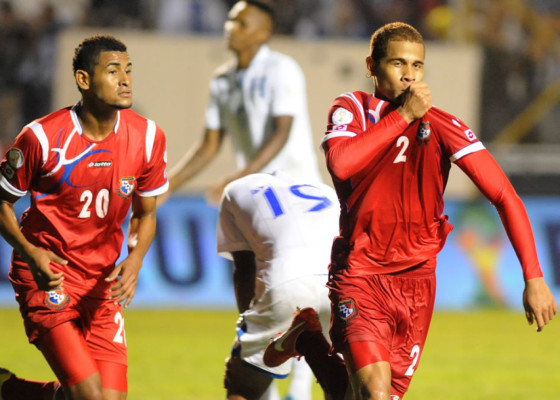 Honduras cede un empate, pero queda a un paso del Mundial