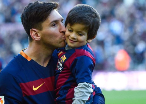 Messi inscribe a su hijo en el Barcelona