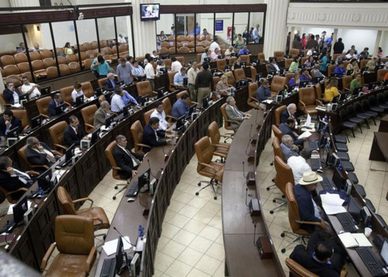 Ratifican reforma que permite a Ortega su tercera reelección