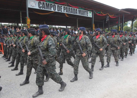 Las Fuerzas Armadas suben a 24,000 el número de sus miembros en dos años