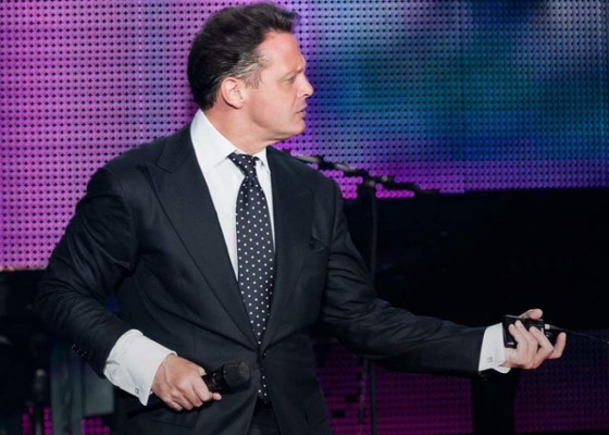 ¿Qué le pasó a Luis Miguel en la cara?
