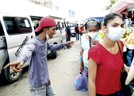En buses urbanos no respetan las medidas de bioseguridad
