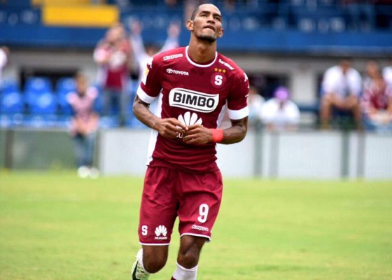 ¡Vuelven a castigar a Jerry Bengtson en Costa Rica!