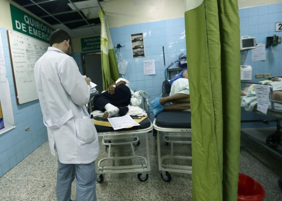 Por abuso de autoridad acusarán a los directivos del Hospital Escuela