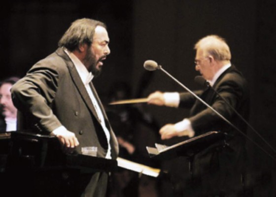 Revuelo por salud de Pavarotti