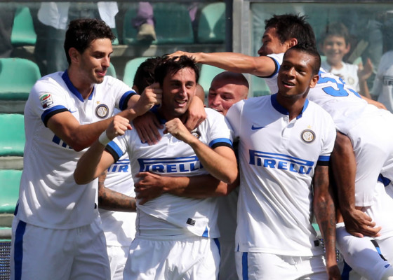 El Inter arrolla al Sassuolo con regreso goleador de Milito