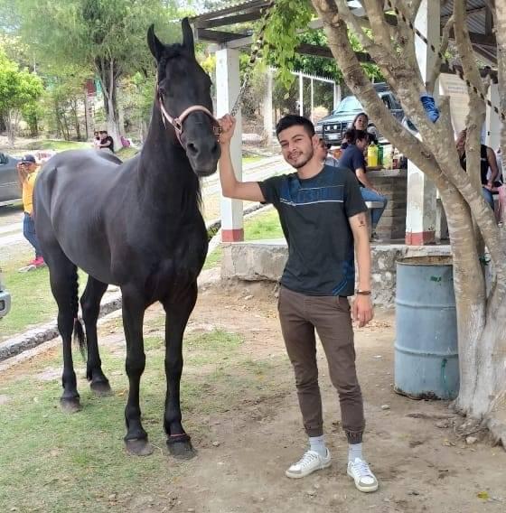 Alex salió con sus dos mejores amigos y ahora uno de ellos está acusado de matarlo en Georgia