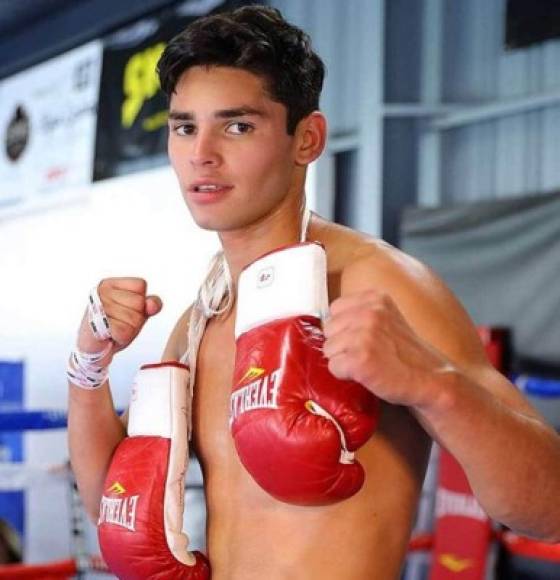 Ryan García con 22 años es una de las grandes estrellas del boxeo actual y es un protegido de Óscar de la Hoya.