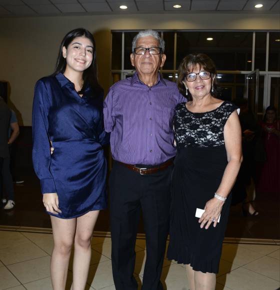 Lizeth Reyes, Daniel Reyes y Bertha Ventura