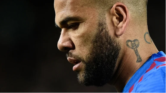 Pruebas lo ‘amarran’: Fiscalía pide mantener preso a Dani Alves